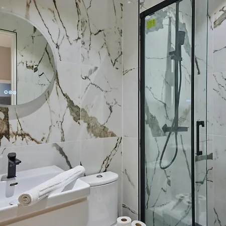 Elegant 2-bedroom - Trocadéro Parigi