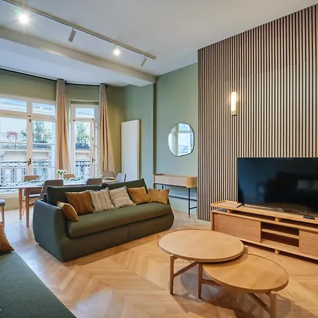 Appartamento Elegant 2-bedroom - Trocadéro Parigi